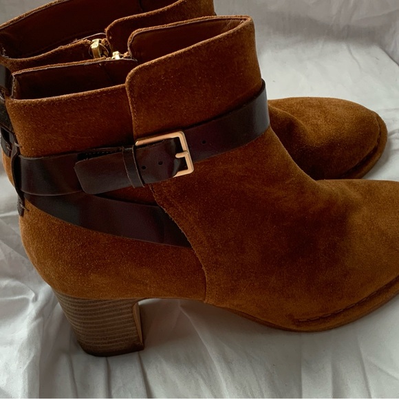 Clarks Women's Suede Ankle Booties in Rich Brown with Dark Strap - Picture 4 of 7